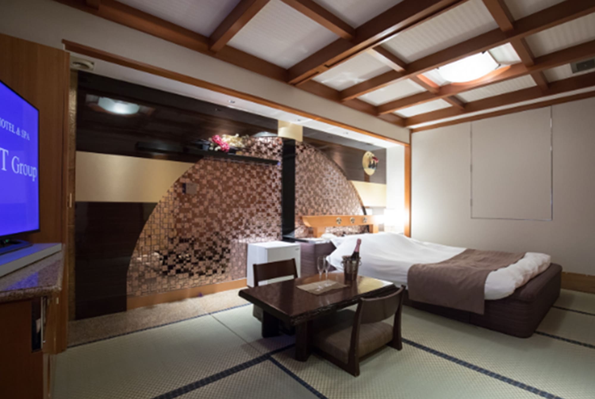 Luxury Love Hotels in Shinjuku, Tokyo